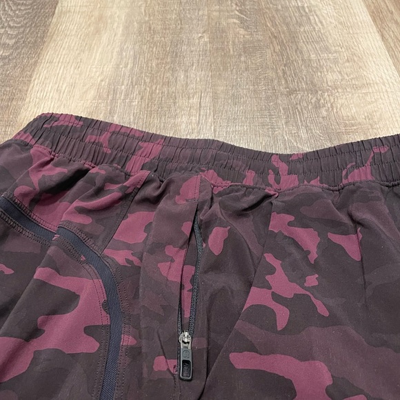 Mens Lululemon Pace Breaker shorts incognito camo red multi size medium - Picture 7 of 8